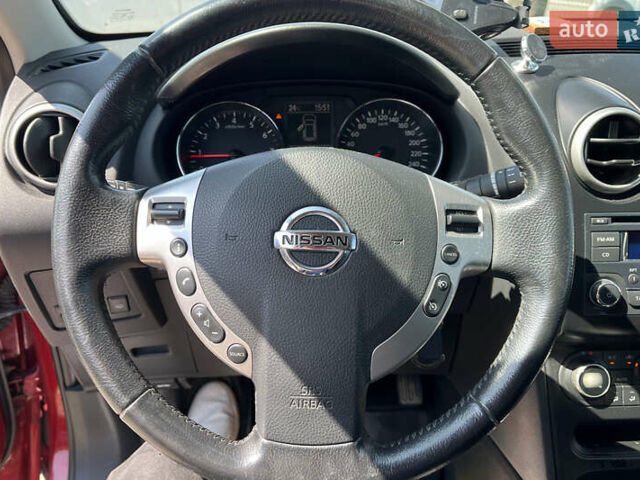 Красный Ниссан Кашкай, объемом двигателя 1.6 л и пробегом 116 тыс. км за 11200 $, фото 12 на Automoto.ua