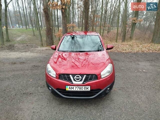 Красный Ниссан Кашкай, объемом двигателя 1.6 л и пробегом 214 тыс. км за 8999 $, фото 5 на Automoto.ua