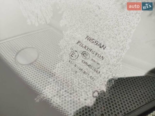Красный Ниссан Кашкай, объемом двигателя 1.6 л и пробегом 214 тыс. км за 8999 $, фото 15 на Automoto.ua