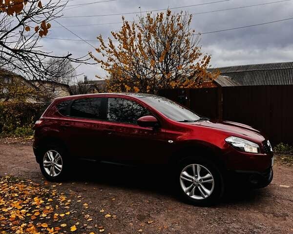 Красный Ниссан Кашкай, объемом двигателя 2 л и пробегом 147 тыс. км за 11700 $, фото 7 на Automoto.ua