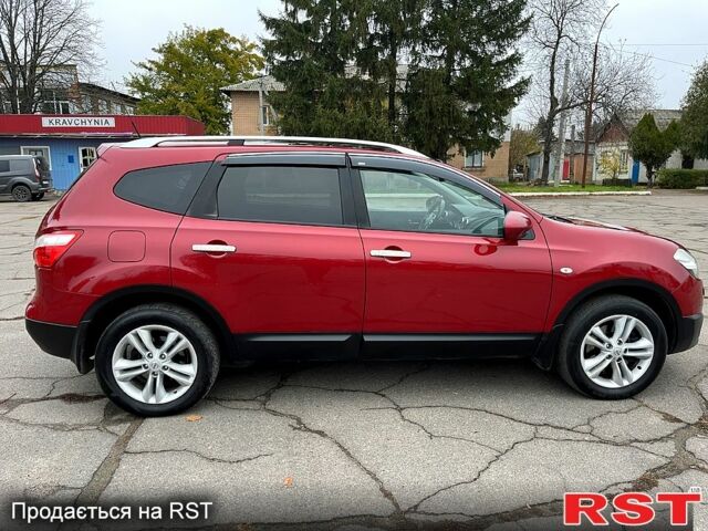 Червоний Ніссан Кашкай, об'ємом двигуна 1.6 л та пробігом 191 тис. км за 11300 $, фото 3 на Automoto.ua