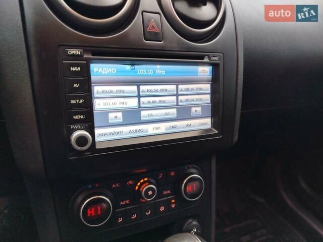 Красный Ниссан Кашкай, объемом двигателя 1.6 л и пробегом 214 тыс. км за 8999 $, фото 21 на Automoto.ua