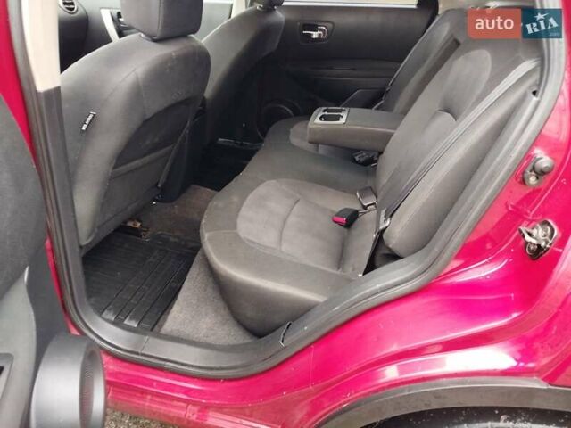 Красный Ниссан Кашкай, объемом двигателя 1.6 л и пробегом 214 тыс. км за 8999 $, фото 16 на Automoto.ua