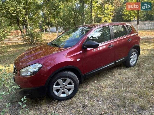 Червоний Ніссан Кашкай, об'ємом двигуна 1.6 л та пробігом 81 тис. км за 13800 $, фото 6 на Automoto.ua
