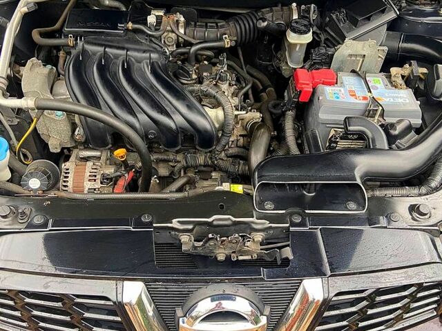 Красный Ниссан Кашкай, объемом двигателя 1.6 л и пробегом 126 тыс. км за 11700 $, фото 6 на Automoto.ua