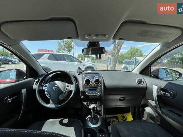 Красный Ниссан Кашкай, объемом двигателя 1.6 л и пробегом 116 тыс. км за 11200 $, фото 22 на Automoto.ua