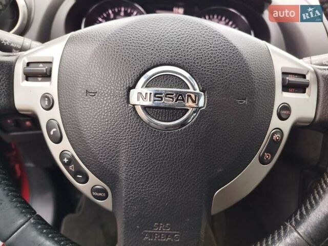 Красный Ниссан Кашкай, объемом двигателя 1.6 л и пробегом 214 тыс. км за 8999 $, фото 18 на Automoto.ua