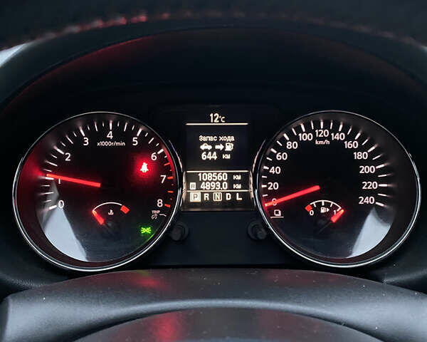 Червоний Ніссан Кашкай, об'ємом двигуна 1.6 л та пробігом 108 тис. км за 12000 $, фото 7 на Automoto.ua