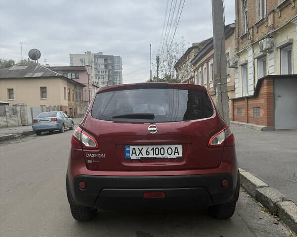Красный Ниссан Кашкай, объемом двигателя 1.6 л и пробегом 165 тыс. км за 12000 $, фото 5 на Automoto.ua
