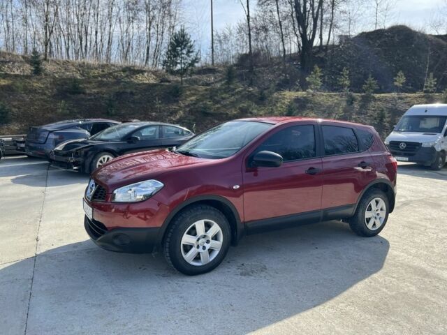 Красный Ниссан Кашкай, объемом двигателя 1.6 л и пробегом 80 тыс. км за 11200 $, фото 2 на Automoto.ua