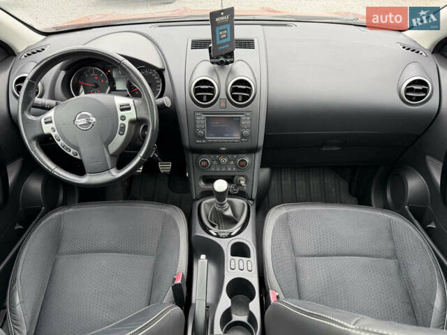 Красный Ниссан Кашкай, объемом двигателя 1.5 л и пробегом 140 тыс. км за 12800 $, фото 23 на Automoto.ua