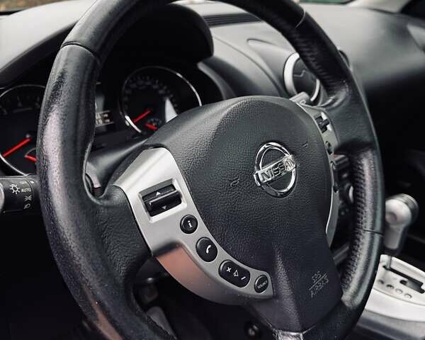 Красный Ниссан Кашкай, объемом двигателя 2 л и пробегом 147 тыс. км за 11700 $, фото 42 на Automoto.ua