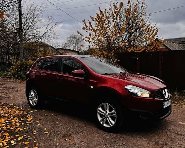 Красный Ниссан Кашкай, объемом двигателя 2 л и пробегом 147 тыс. км за 11700 $, фото 4 на Automoto.ua