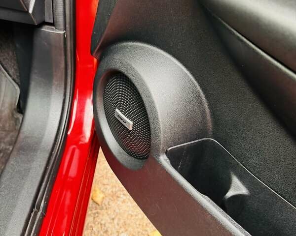 Красный Ниссан Кашкай, объемом двигателя 2 л и пробегом 147 тыс. км за 11700 $, фото 58 на Automoto.ua