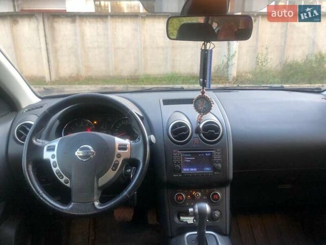 Червоний Ніссан Кашкай, об'ємом двигуна 1.6 л та пробігом 120 тис. км за 13000 $, фото 2 на Automoto.ua