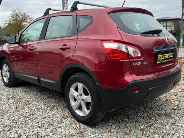 Красный Ниссан Кашкай, объемом двигателя 1.6 л и пробегом 116 тыс. км за 11200 $, фото 6 на Automoto.ua