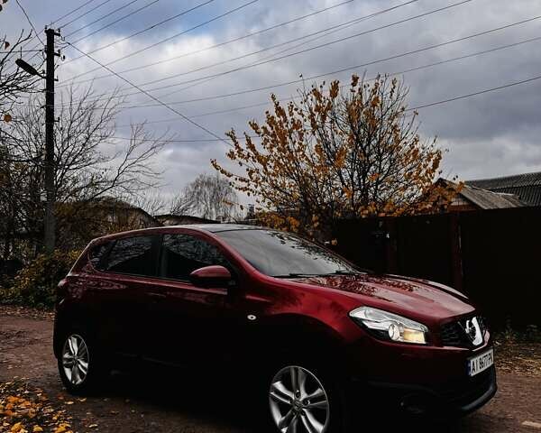 Красный Ниссан Кашкай, объемом двигателя 2 л и пробегом 147 тыс. км за 11700 $, фото 6 на Automoto.ua