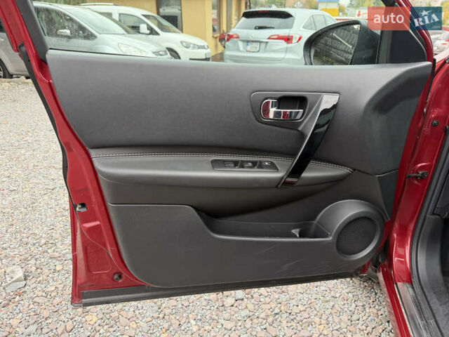 Красный Ниссан Кашкай, объемом двигателя 1.5 л и пробегом 140 тыс. км за 12800 $, фото 14 на Automoto.ua