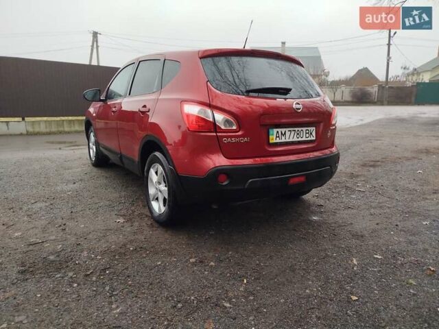 Красный Ниссан Кашкай, объемом двигателя 1.6 л и пробегом 214 тыс. км за 8999 $, фото 1 на Automoto.ua