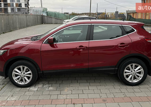 Червоний Ніссан Кашкай, об'ємом двигуна 2 л та пробігом 165 тис. км за 14500 $, фото 2 на Automoto.ua