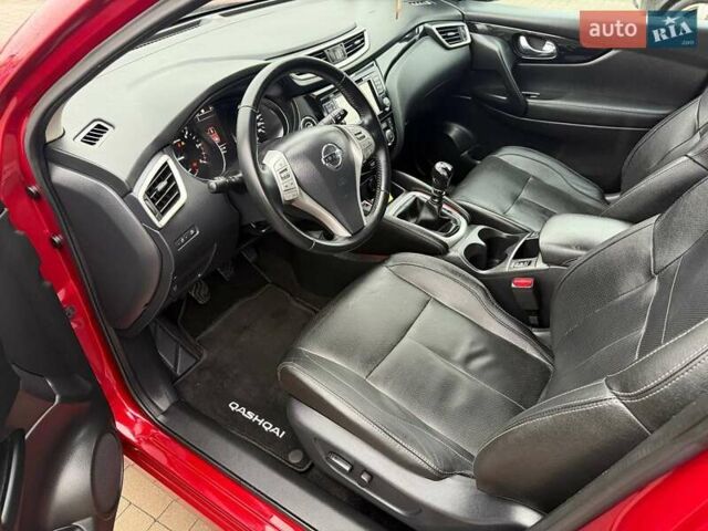 Красный Ниссан Кашкай, объемом двигателя 1.5 л и пробегом 228 тыс. км за 14500 $, фото 16 на Automoto.ua