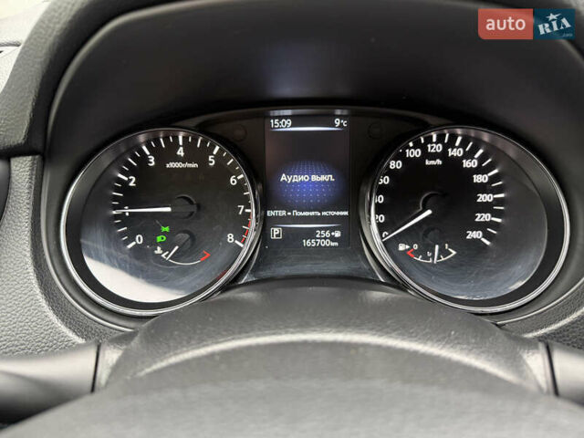 Червоний Ніссан Кашкай, об'ємом двигуна 2 л та пробігом 165 тис. км за 14500 $, фото 18 на Automoto.ua