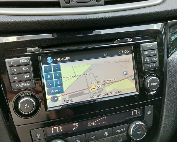 Красный Ниссан Кашкай, объемом двигателя 1.2 л и пробегом 111 тыс. км за 12500 $, фото 24 на Automoto.ua