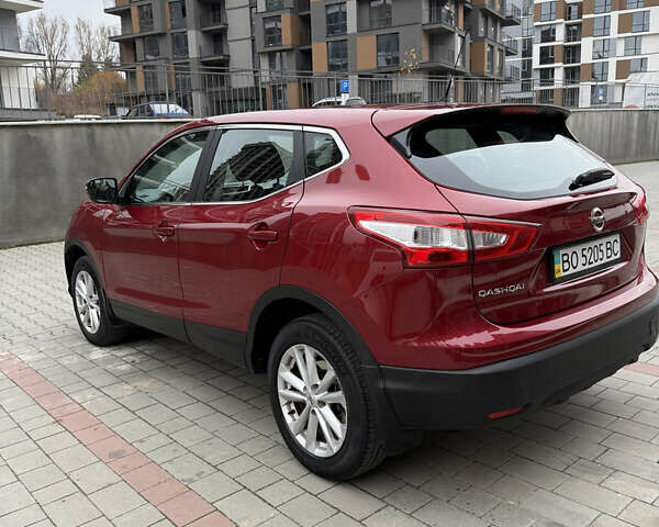 Червоний Ніссан Кашкай, об'ємом двигуна 2 л та пробігом 165 тис. км за 14500 $, фото 3 на Automoto.ua