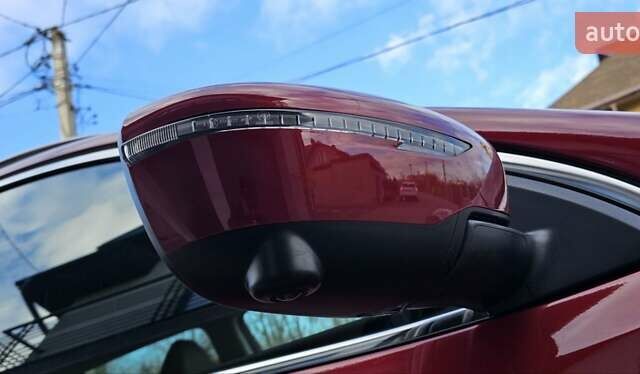 Красный Ниссан Кашкай, объемом двигателя 1.6 л и пробегом 233 тыс. км за 14850 $, фото 3 на Automoto.ua