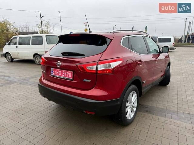 Красный Ниссан Кашкай, объемом двигателя 1.5 л и пробегом 228 тыс. км за 14500 $, фото 2 на Automoto.ua
