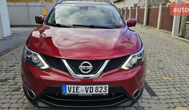 Красный Ниссан Кашкай, объемом двигателя 1.6 л и пробегом 233 тыс. км за 14850 $, фото 9 на Automoto.ua