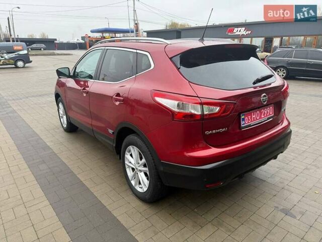Красный Ниссан Кашкай, объемом двигателя 1.5 л и пробегом 228 тыс. км за 14500 $, фото 5 на Automoto.ua