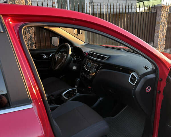 Красный Ниссан Кашкай, объемом двигателя 1.6 л и пробегом 126 тыс. км за 15300 $, фото 10 на Automoto.ua