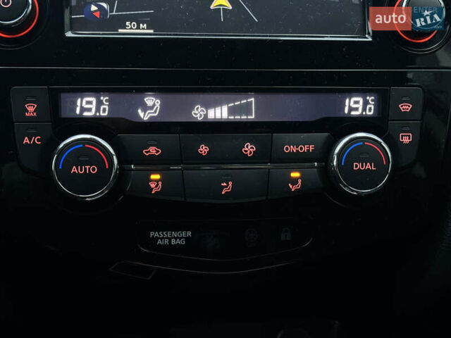 Красный Ниссан Кашкай, объемом двигателя 1.6 л и пробегом 217 тыс. км за 14950 $, фото 49 на Automoto.ua