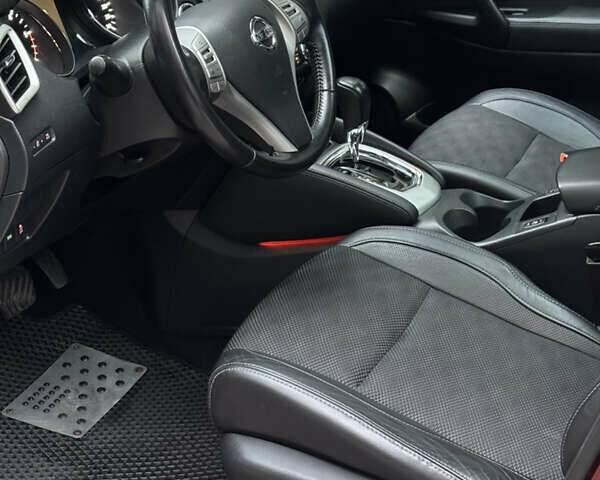 Красный Ниссан Кашкай, объемом двигателя 1.6 л и пробегом 217 тыс. км за 14950 $, фото 27 на Automoto.ua