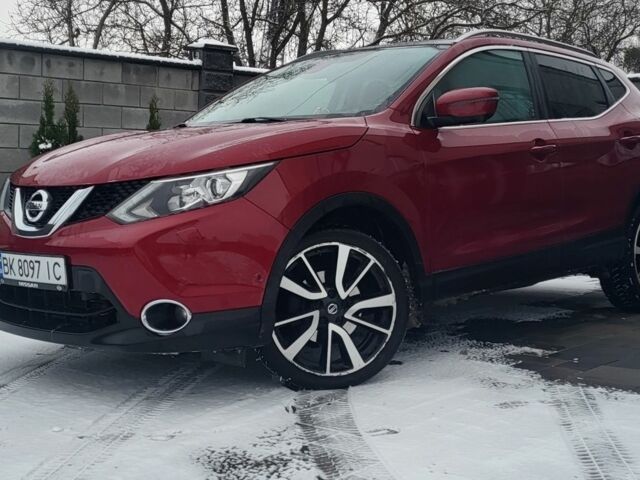 Красный Ниссан Кашкай, объемом двигателя 1.6 л и пробегом 125 тыс. км за 13500 $, фото 4 на Automoto.ua