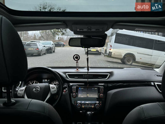 Красный Ниссан Кашкай, объемом двигателя 1.6 л и пробегом 217 тыс. км за 14950 $, фото 26 на Automoto.ua