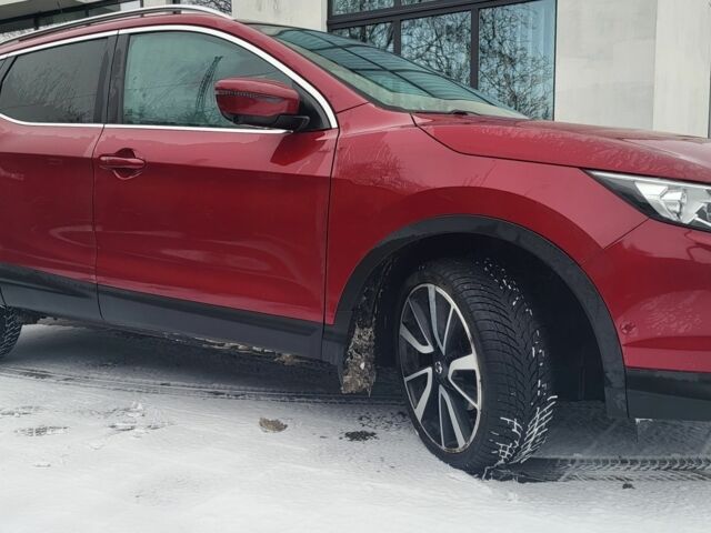 Красный Ниссан Кашкай, объемом двигателя 1.6 л и пробегом 125 тыс. км за 13500 $, фото 3 на Automoto.ua