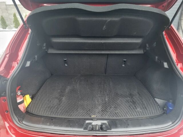 Красный Ниссан Кашкай, объемом двигателя 1.6 л и пробегом 125 тыс. км за 13500 $, фото 6 на Automoto.ua