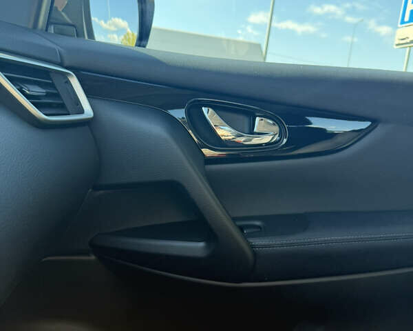 Червоний Ніссан Кашкай, об'ємом двигуна 1.2 л та пробігом 56 тис. км за 15000 $, фото 20 на Automoto.ua