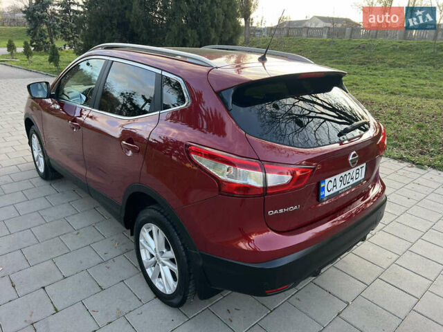 Червоний Ніссан Кашкай, об'ємом двигуна 1.6 л та пробігом 105 тис. км за 16300 $, фото 4 на Automoto.ua