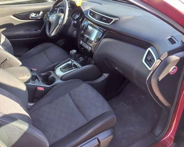 Красный Ниссан Кашкай, объемом двигателя 1.2 л и пробегом 120 тыс. км за 13800 $, фото 5 на Automoto.ua