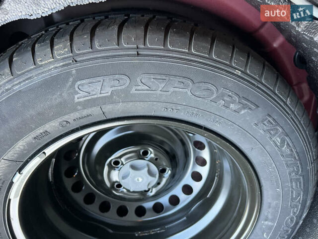 Красный Ниссан Кашкай, объемом двигателя 1.6 л и пробегом 105 тыс. км за 16600 $, фото 68 на Automoto.ua