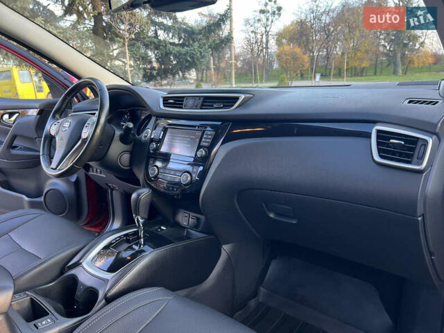 Красный Ниссан Кашкай, объемом двигателя 1.6 л и пробегом 105 тыс. км за 15900 $, фото 59 на Automoto.ua