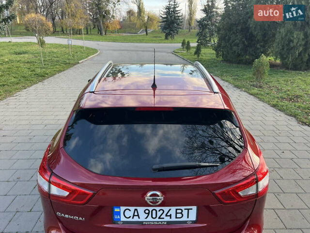 Красный Ниссан Кашкай, объемом двигателя 1.6 л и пробегом 105 тыс. км за 15900 $, фото 31 на Automoto.ua