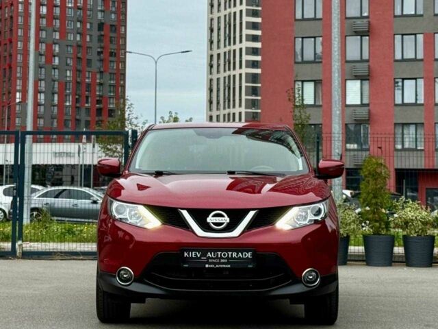Красный Ниссан Кашкай, объемом двигателя 1.2 л и пробегом 70 тыс. км за 14300 $, фото 4 на Automoto.ua