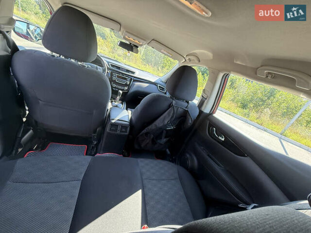 Червоний Ніссан Кашкай, об'ємом двигуна 1.2 л та пробігом 56 тис. км за 15000 $, фото 11 на Automoto.ua