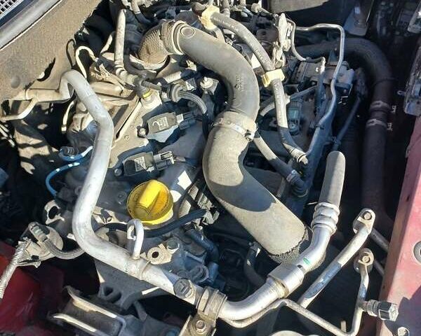 Красный Ниссан Кашкай, объемом двигателя 1.2 л и пробегом 120 тыс. км за 13800 $, фото 7 на Automoto.ua