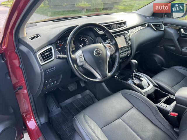 Красный Ниссан Кашкай, объемом двигателя 1.6 л и пробегом 105 тыс. км за 15900 $, фото 61 на Automoto.ua
