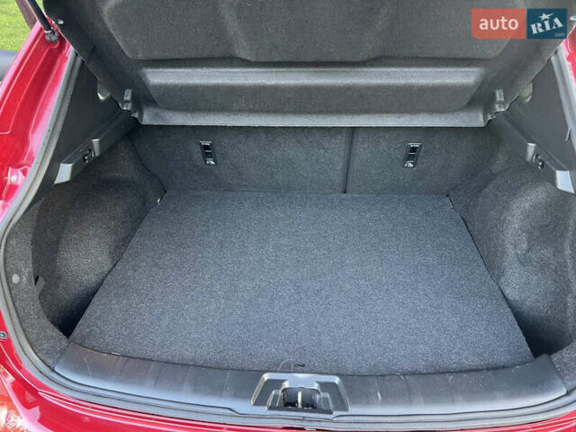 Красный Ниссан Кашкай, объемом двигателя 1.6 л и пробегом 105 тыс. км за 15900 $, фото 67 на Automoto.ua